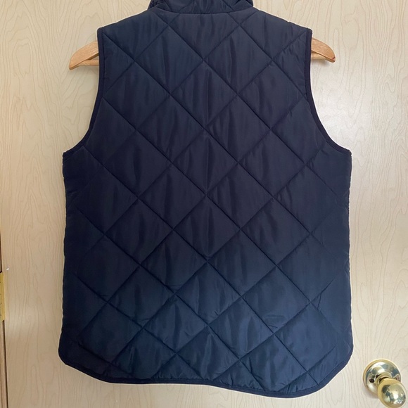 EUC J Crew Quilted Vest - Picture 3 of 4